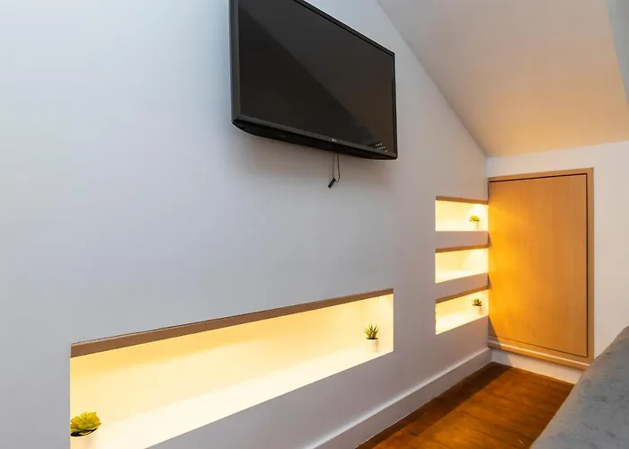 شقة Historical Alfama, Building Top, 5mn To Train And Subway *