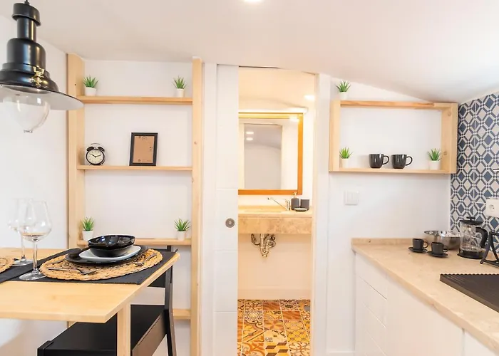 شقة Historical Alfama, Building Top, 5mn To Train And Subway Lisboa